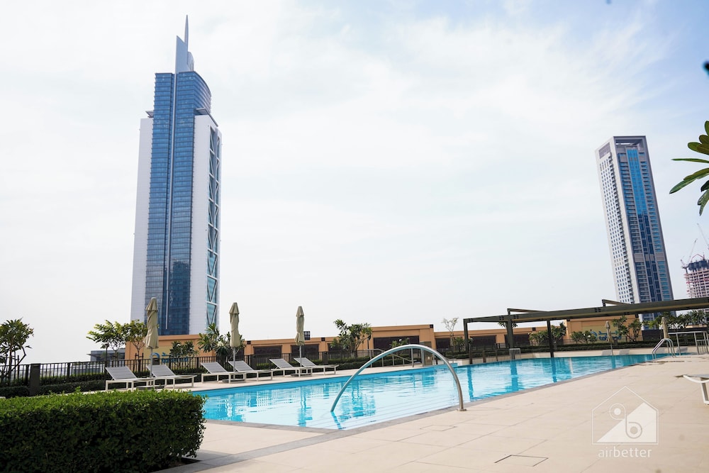 Luxurious 2B Apartment at Burj Crown Downtown