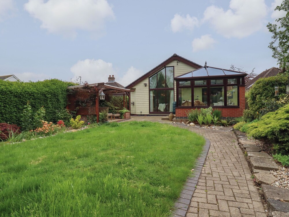 256 London Road