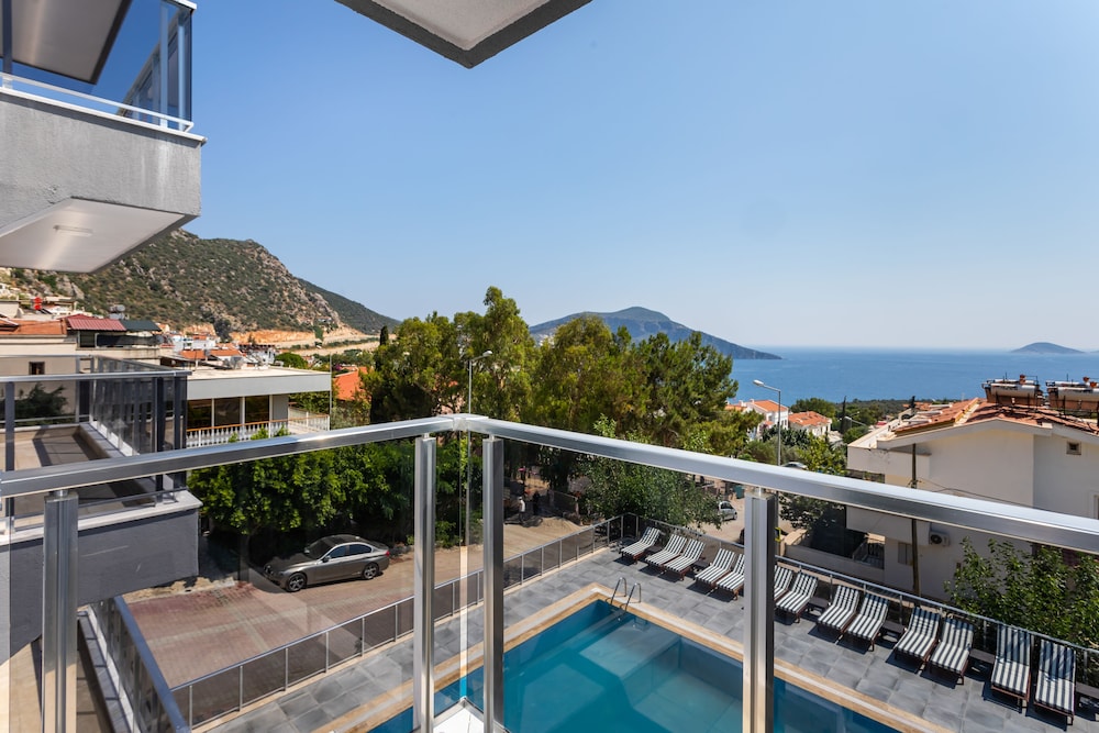 Mogons Exclusive Hotel - Image 40