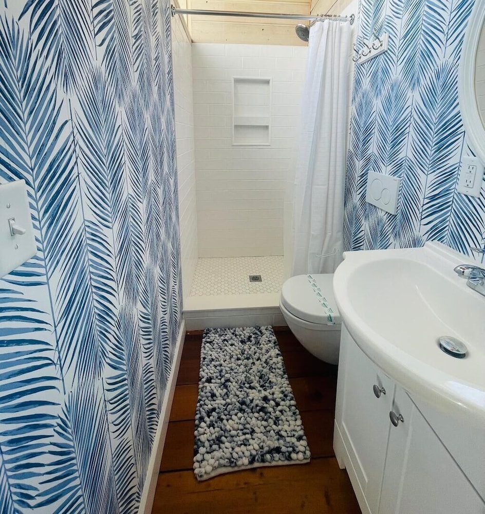 Carolina Street 210