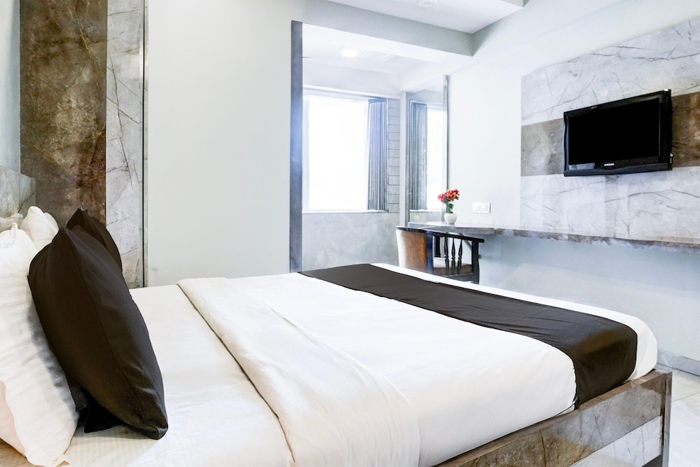 Elite Stays at Vashi Mumbai