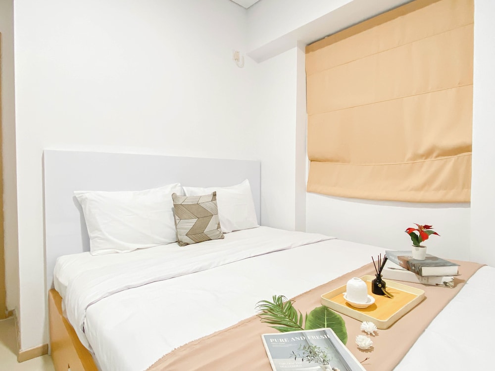 Neat And Simple 2Br At Meikarta Apartment