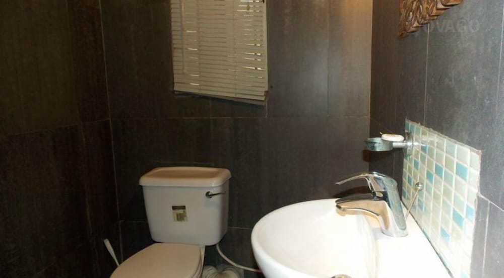 Precinct Comfort Services, Yaba