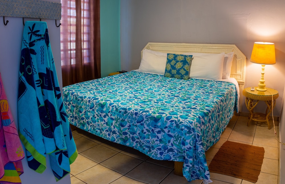 Sunset Paradise Villas view 3