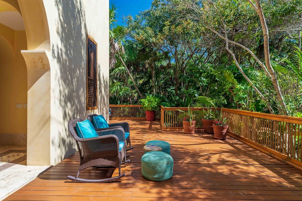 Anana Hacienda Chekul Sanctuary w Private Beach