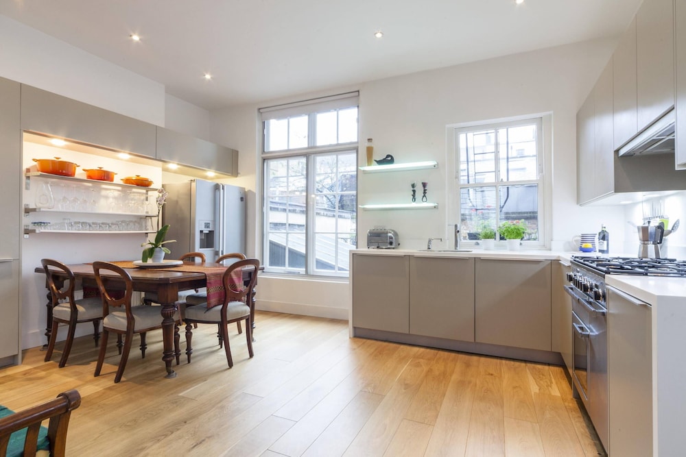 Crawford Street by Onefinestay
