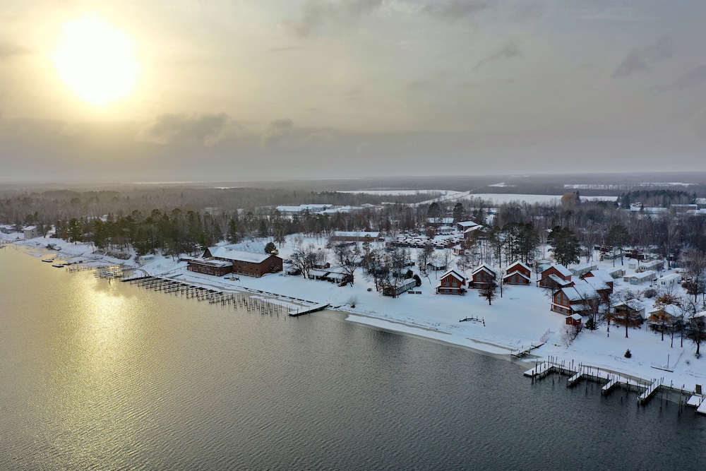 Sportsman's Lodge