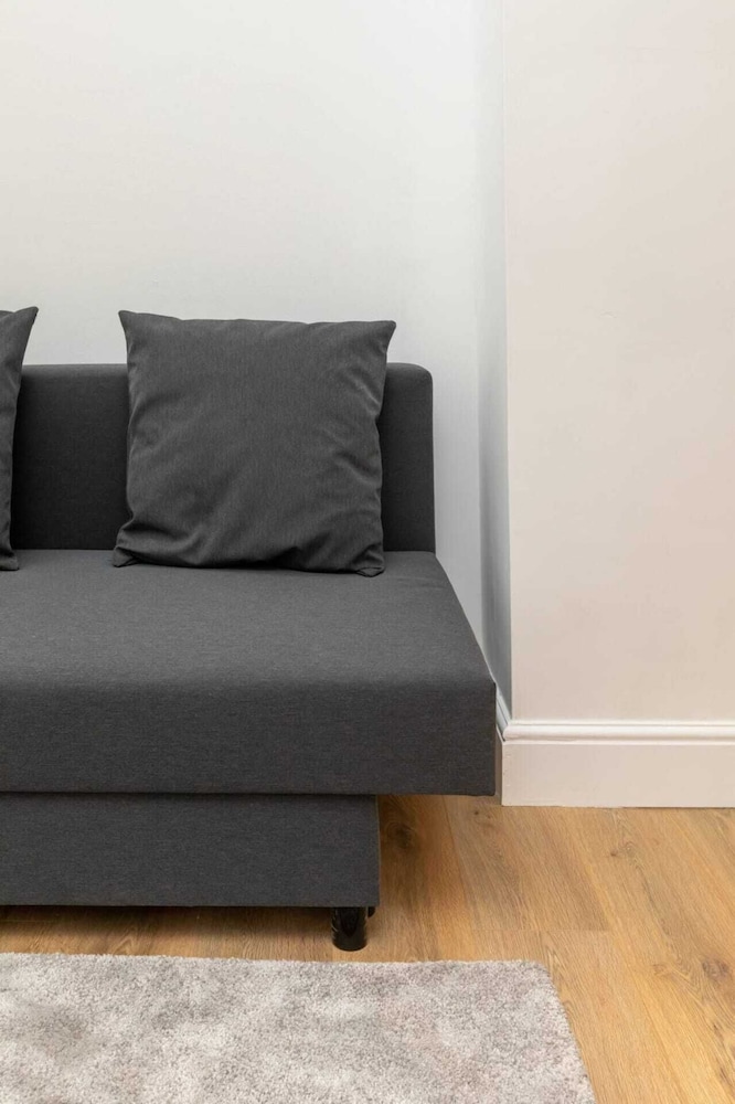 Newly Renovated 1BD Flat - Camden