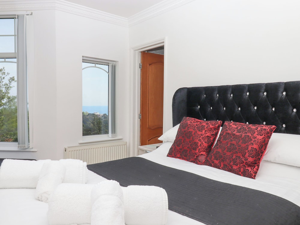Flat 2 Channel View