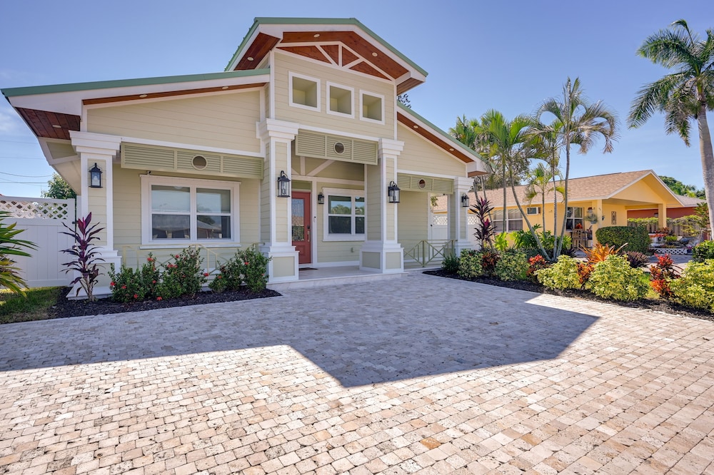 Updated Naples Retreat w/ Private Pool & Patio! view 2