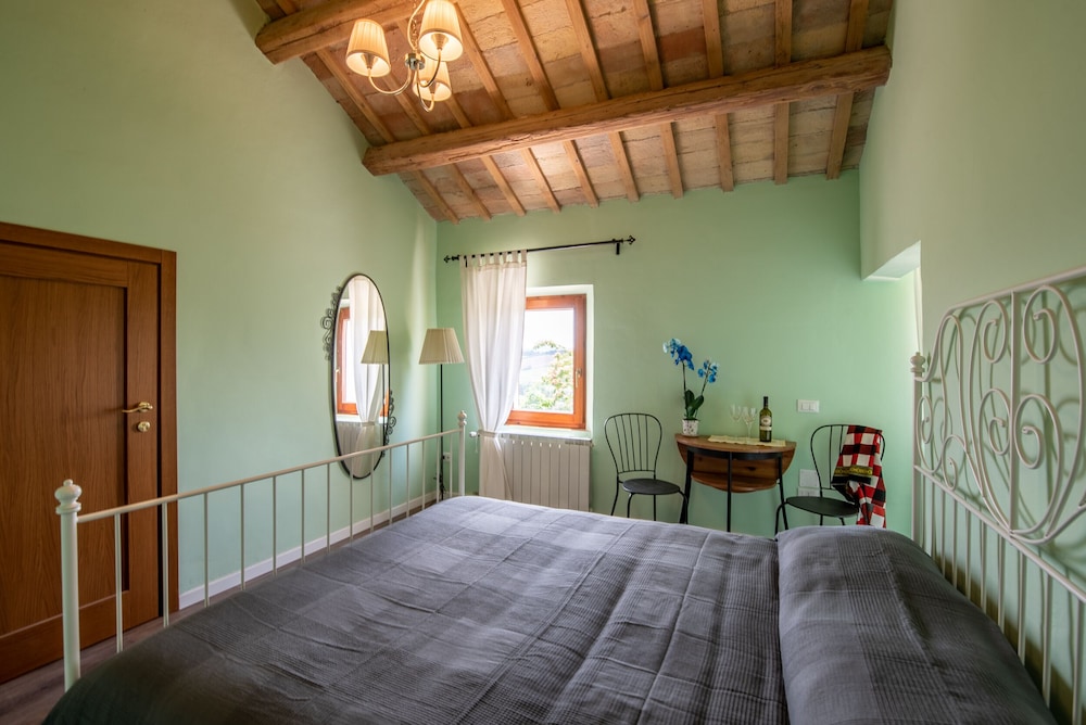 Historic House With Swimming Pool, Barbecue, gym in Senigallia - The Quercia