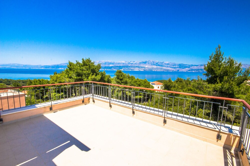 Villas Brac Hills