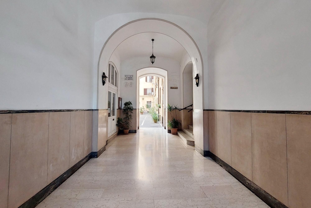 Cozy Merulana in Roma