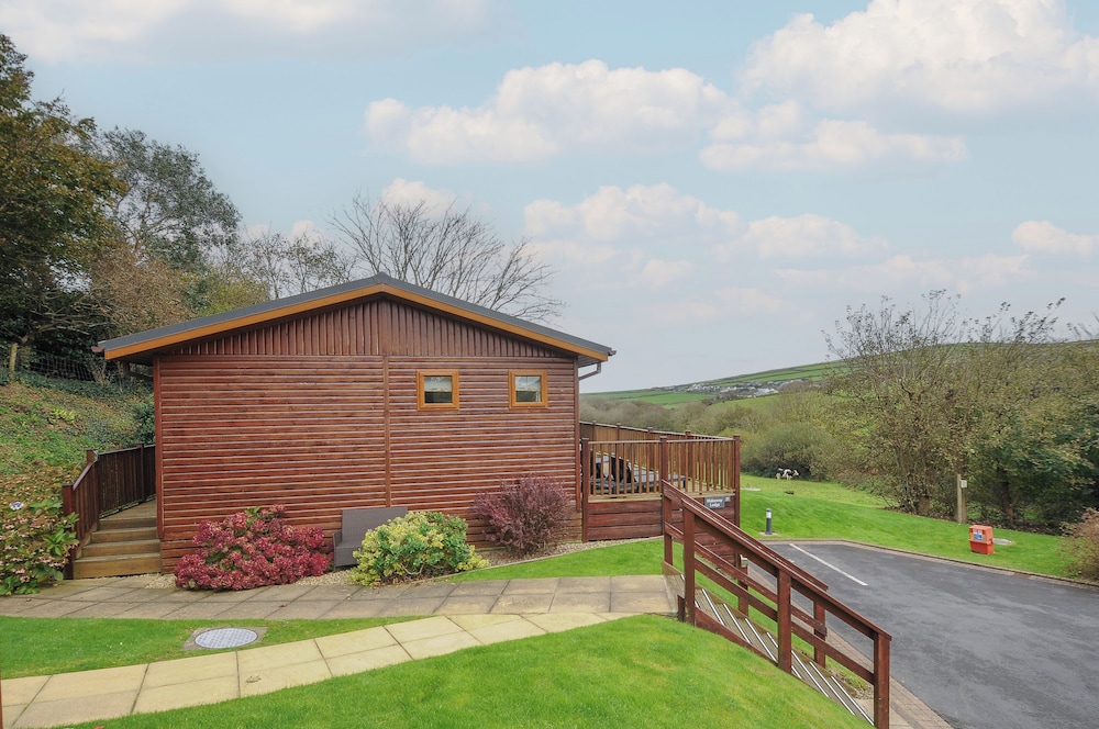 Hideaway Lodge
