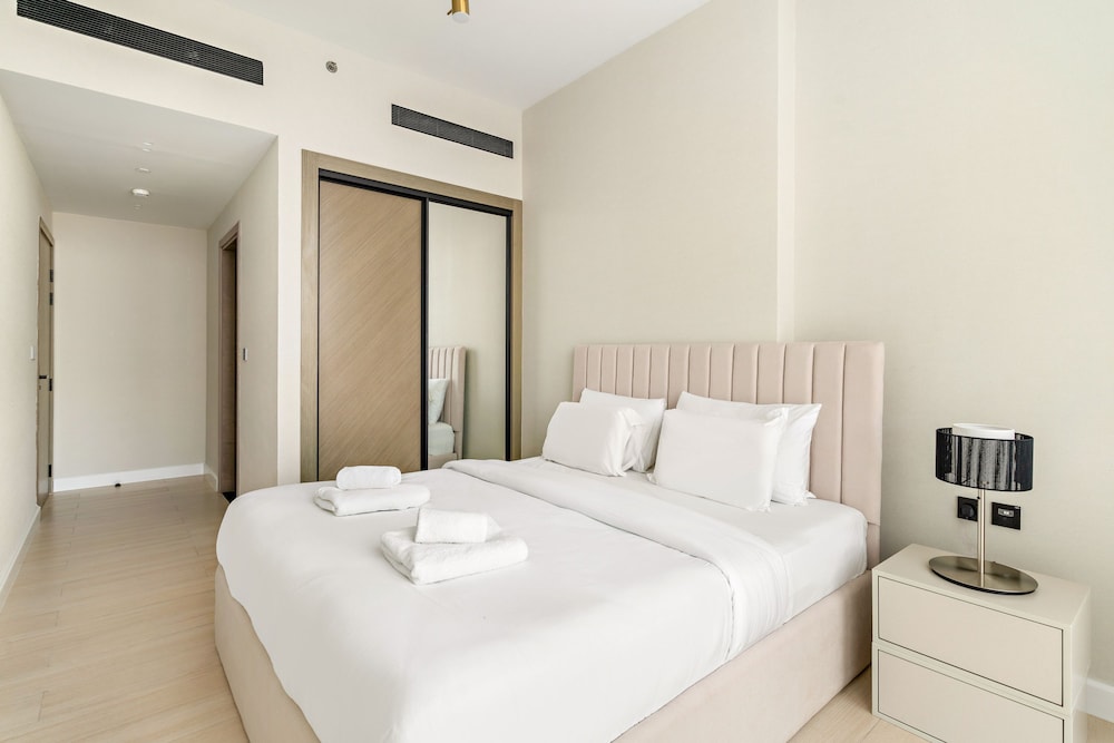 Binghatti Crescent - 202 2BD