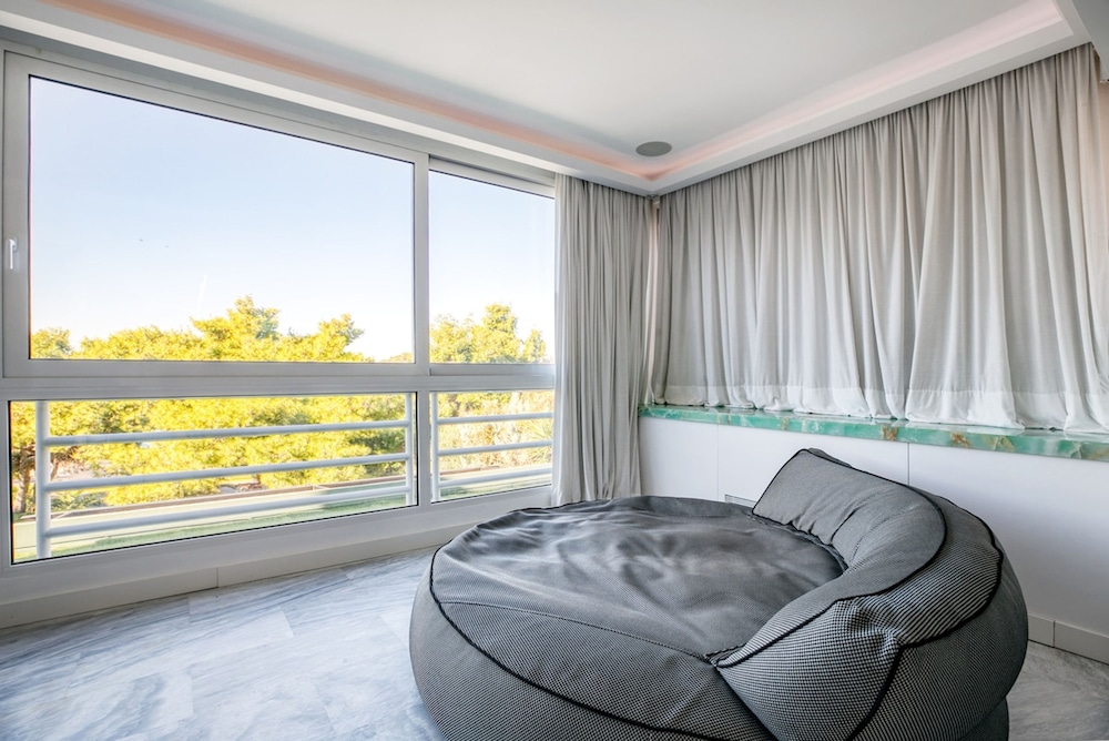 South Blue Luxury Apartment in Vouliagmeni