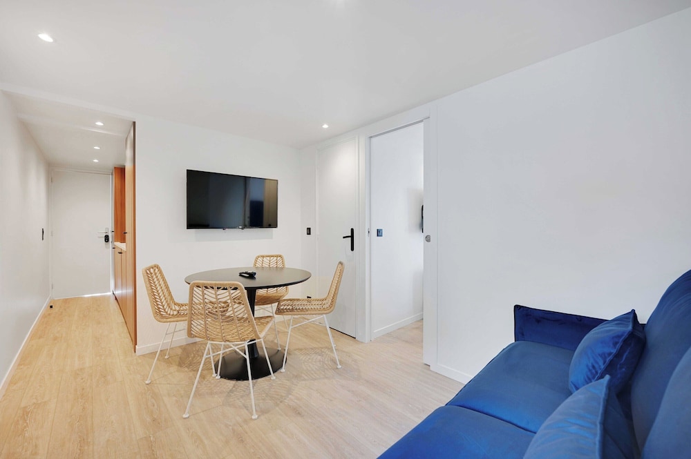 Charming and Modern apt - 1bd/4p - Aubervilliers
