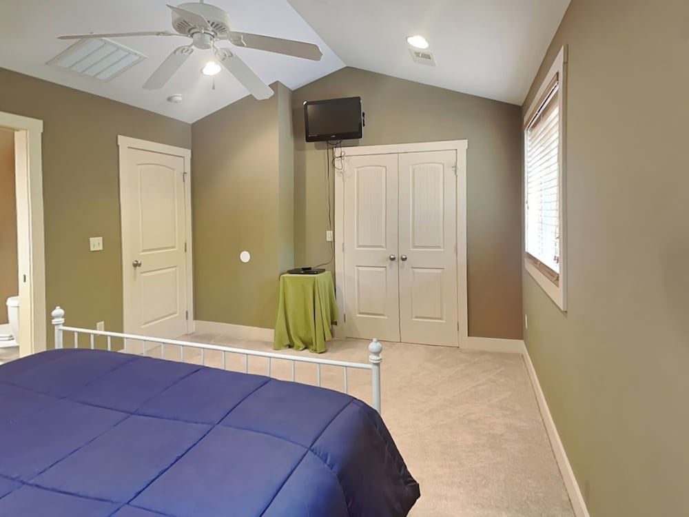 Gulfway Hideaway by Taylor Made Deep Creek