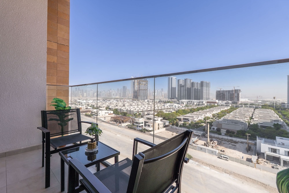 Eye-catching 1 Bedroom in Azizi Riviera