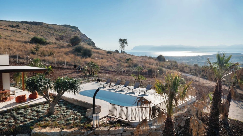 Villa Eos