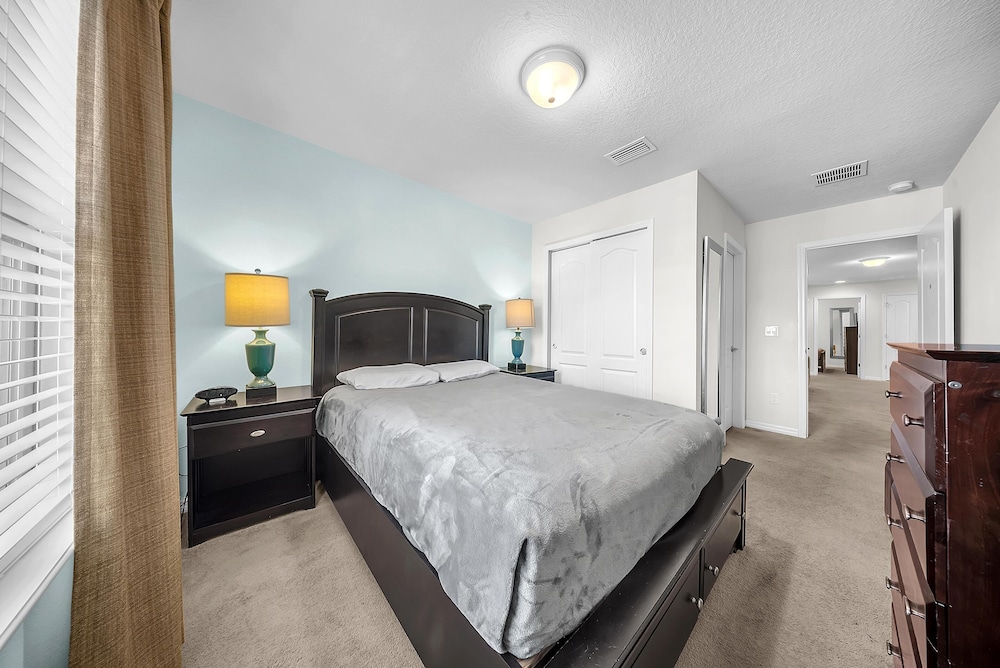 2027 MD - Windsor Westside Tranquil Haven