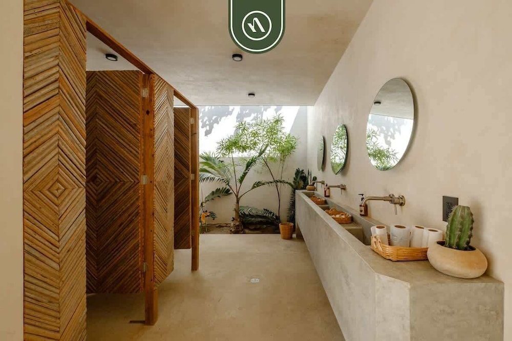 Stunning Two-bedroom Ocean View House - Mazul