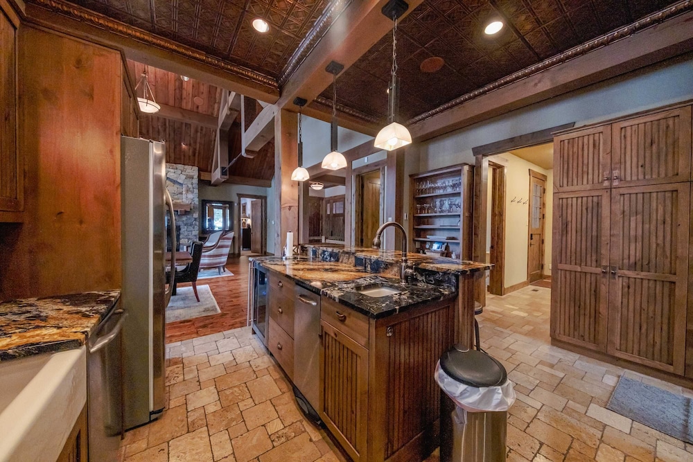 Wilderness Club Chalet
