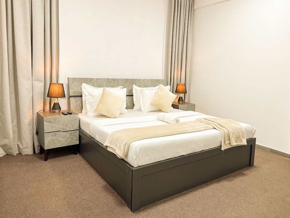 George Residence - Victoria Island view 2