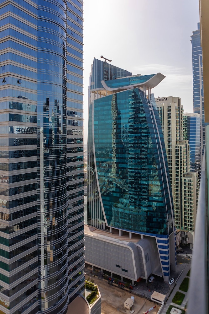 Zada Tower 1BR with Dubai Canal view