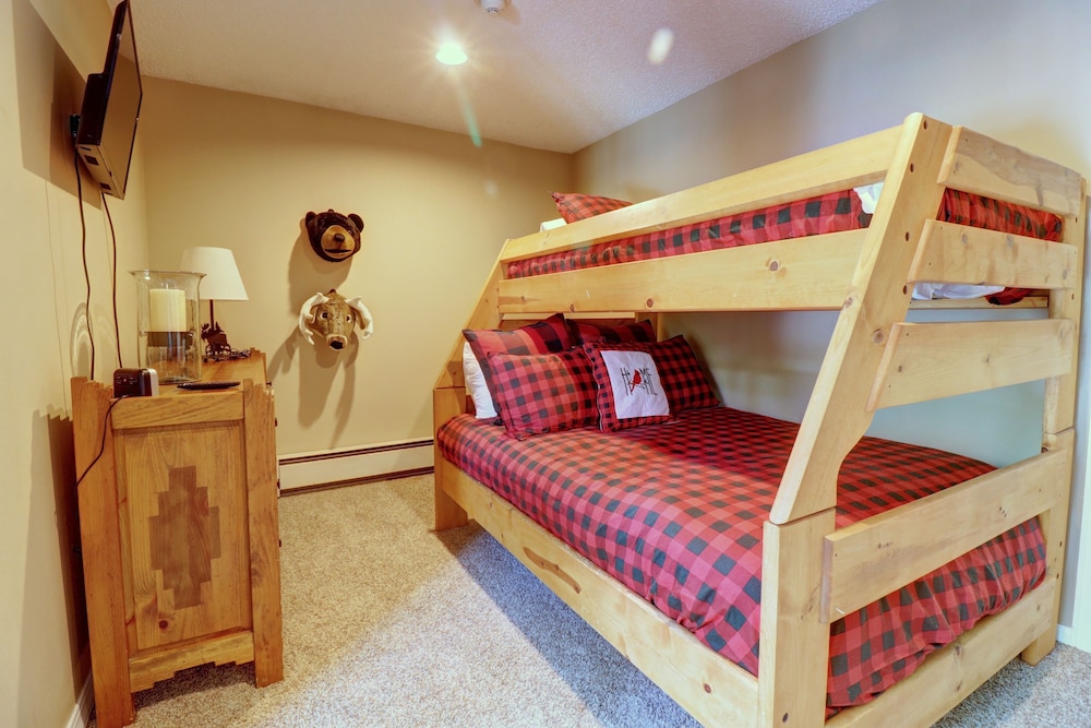 Ski-In Ski-Out Center Village Condo Indoor Parking - CM216 by Redawning view 5