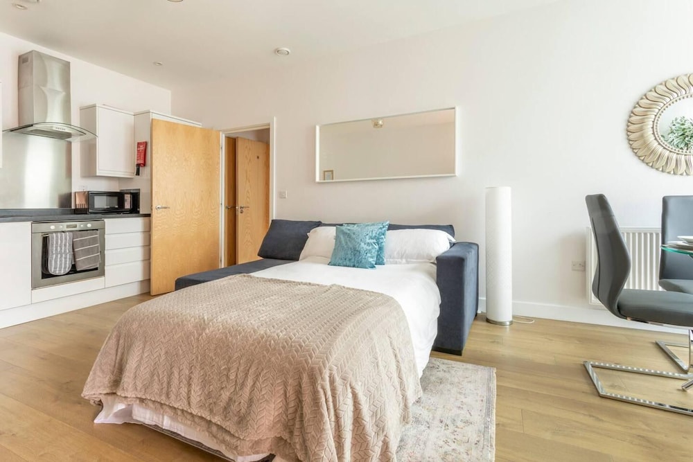 Belfry Quarters Sleeps 2 Free Wifi view 5