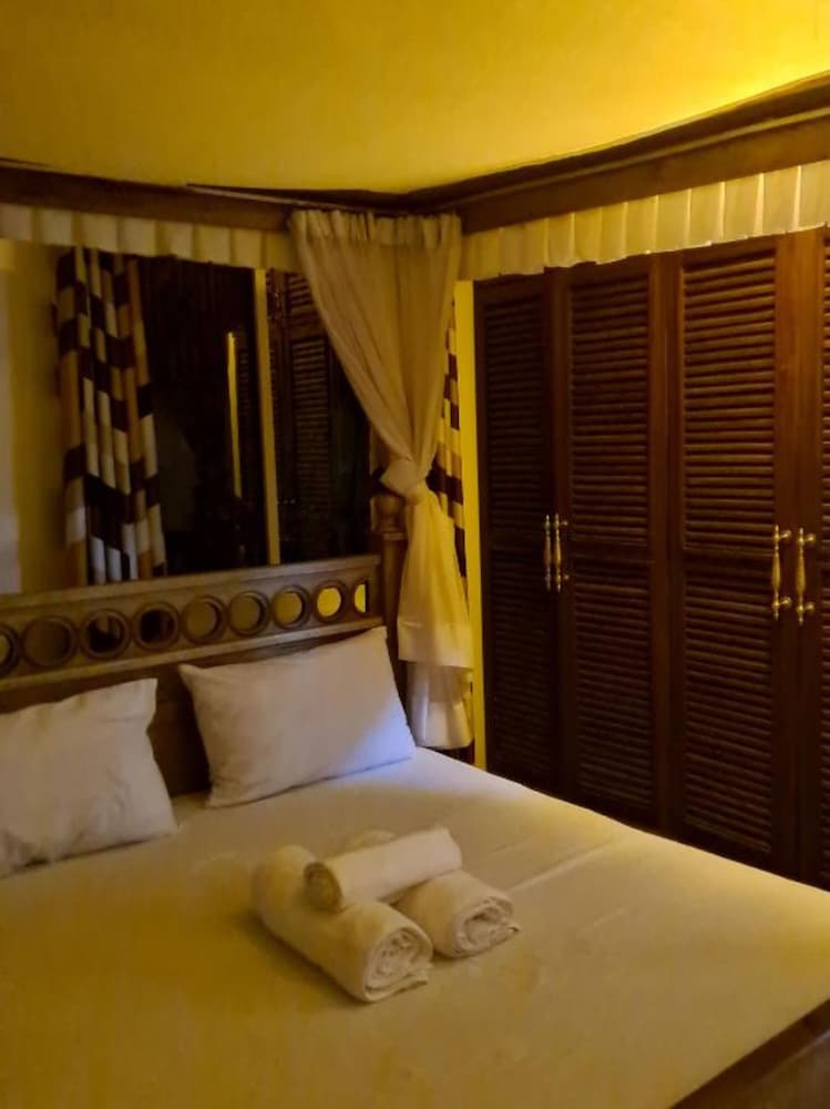 Karibuni Palace Mtwapa view 3