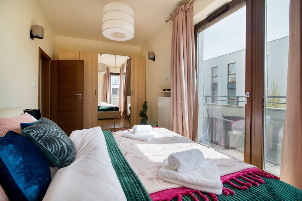 P&O Apartments Wilanow 7 view 3