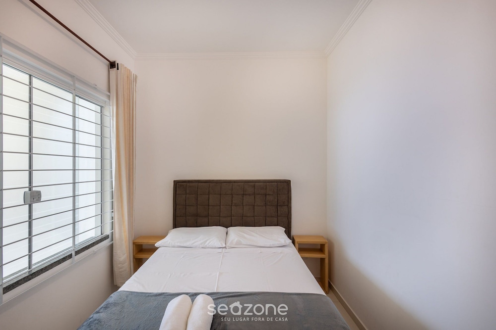 3BR House w/ BBQ & Garage 850m Beach Rdo0025