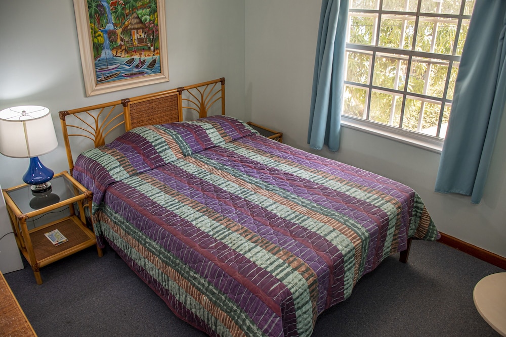 Easy Living Apartments view 3