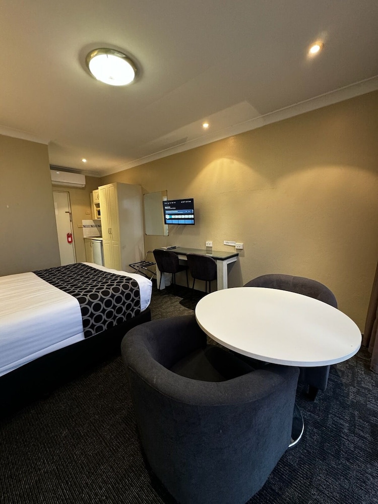 Acacia Motel Griffith