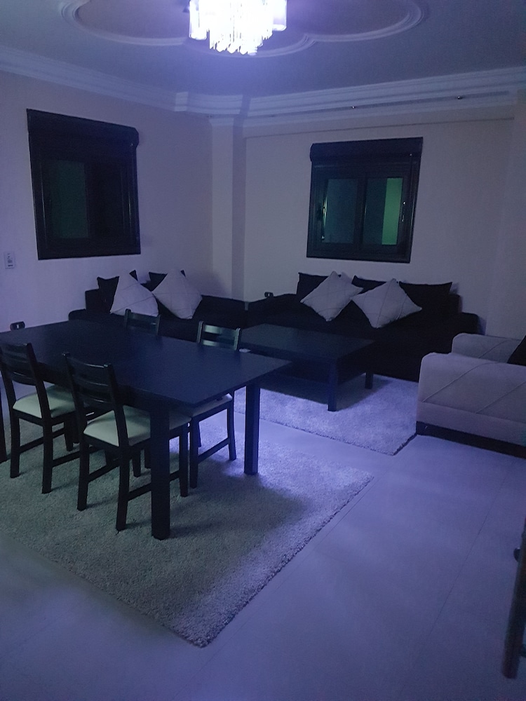 Unique Flat