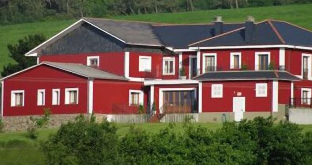 Hotel Turismo Rural Suquin - Image 1