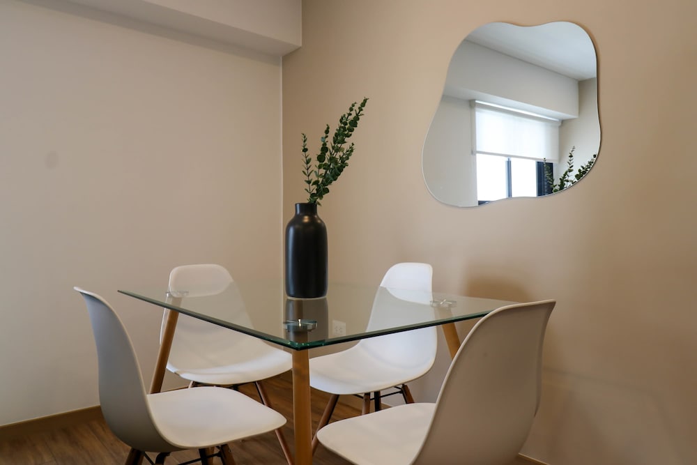 w Grandiose 2BR w Radiant Deco in Miraflores