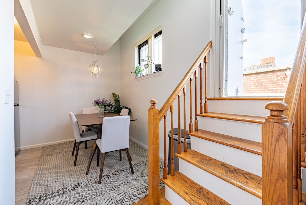 Amazing Furnished 1 BR Penthouse Midtown West