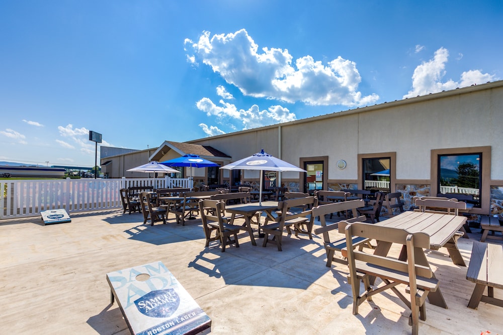 Best Western Nittany Inn Milroy - Property Image 5