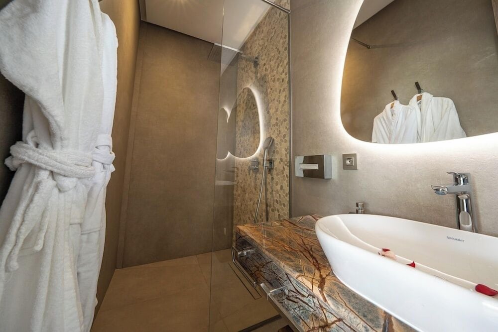 Villa PurSang Marrakech – Villa Privée de Luxe avec Hammam, Spa et Jardin