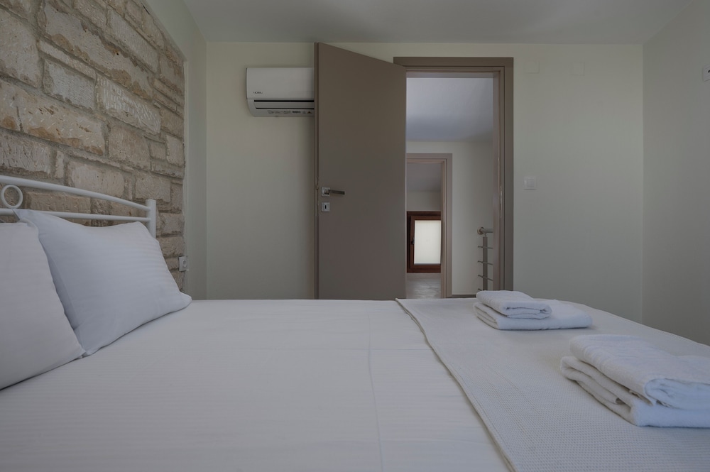 White Pearl Suites Halkidiki