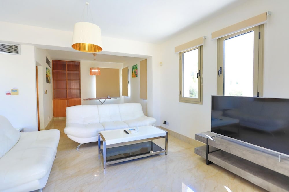 Villa Purity in Polis view 4