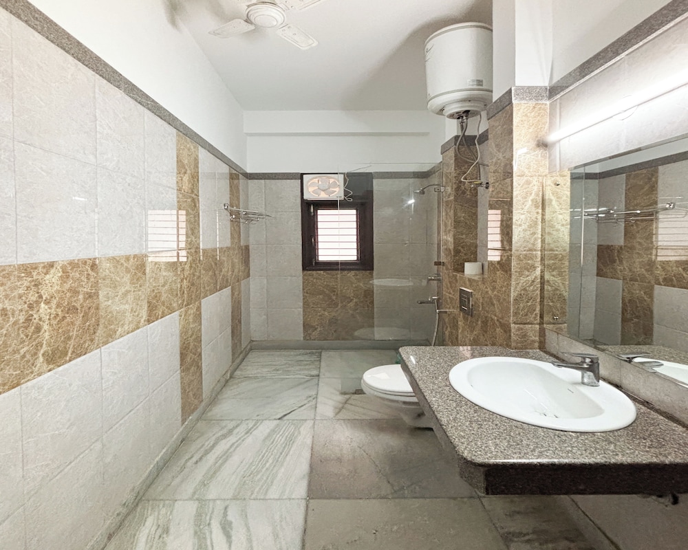 Housr 2 BHK Apartment Sector 39 Gurgaon
