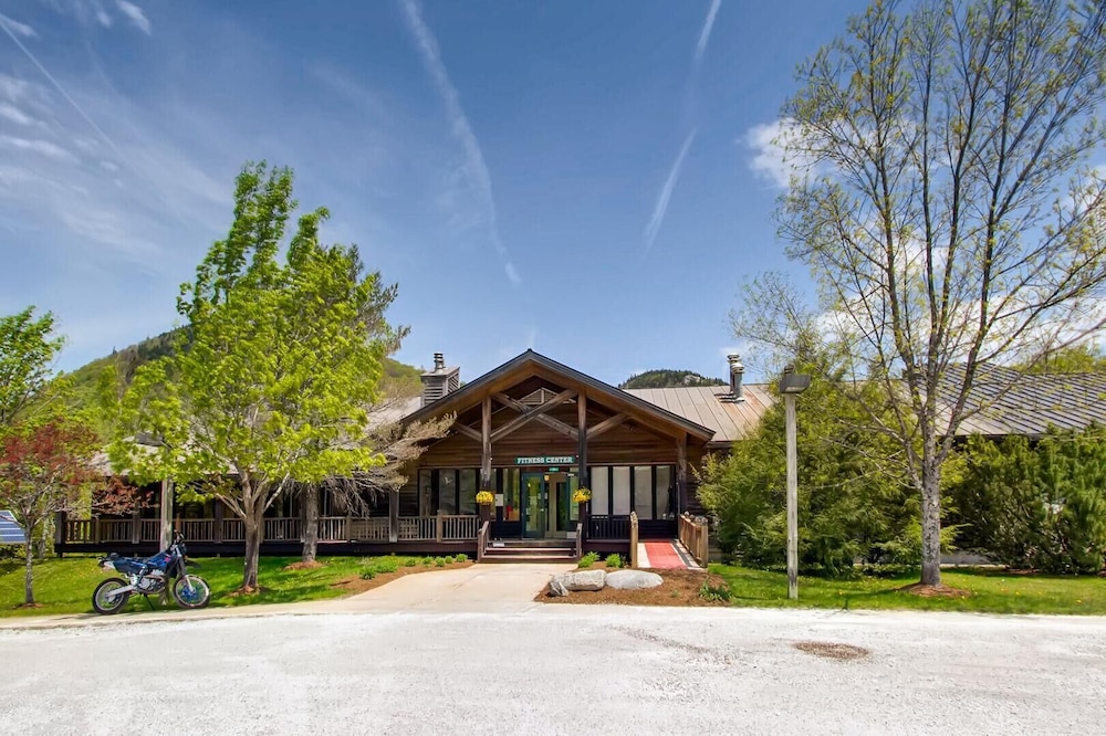 Pico Village Resort H304