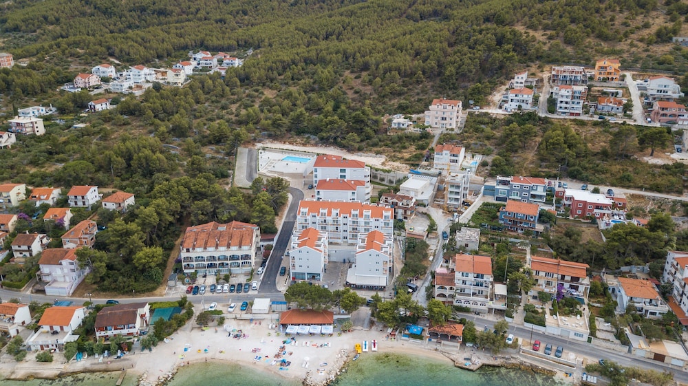 Hotel Villa Malo More - Image 1