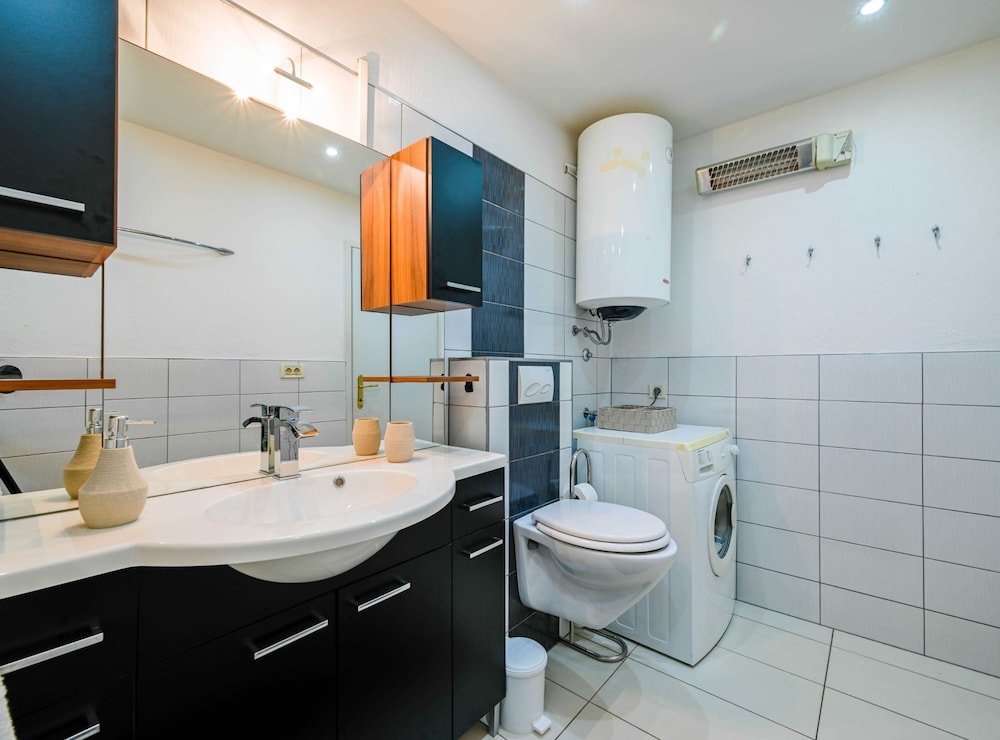Classic and Smart Rovinj Apartment With Terrace