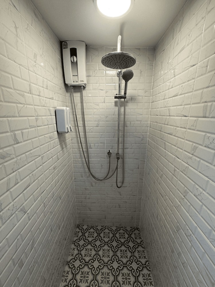 First Villa Life Hostel