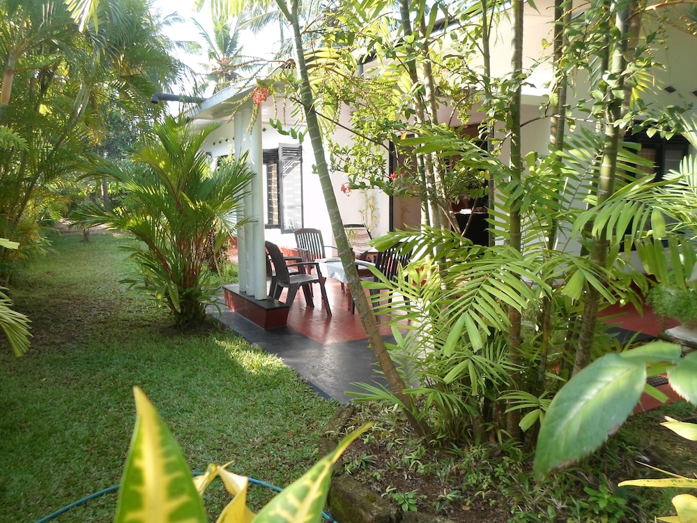 Indrani Inn